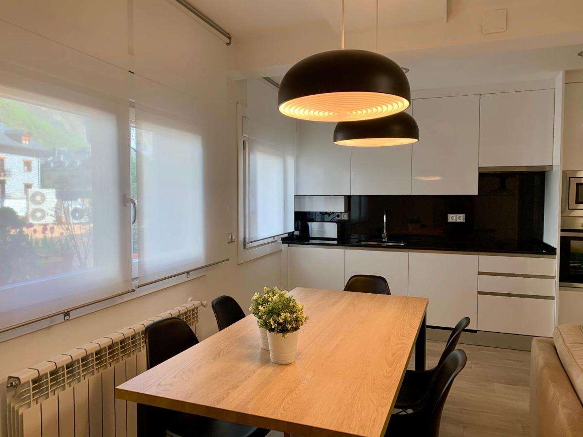Bpirineos-Benazken Apartment เบนาสเก ภายนอก รูปภาพ