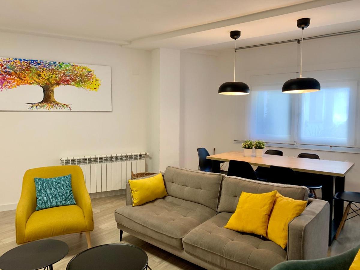 Bpirineos-Benazken Apartment เบนาสเก ภายนอก รูปภาพ