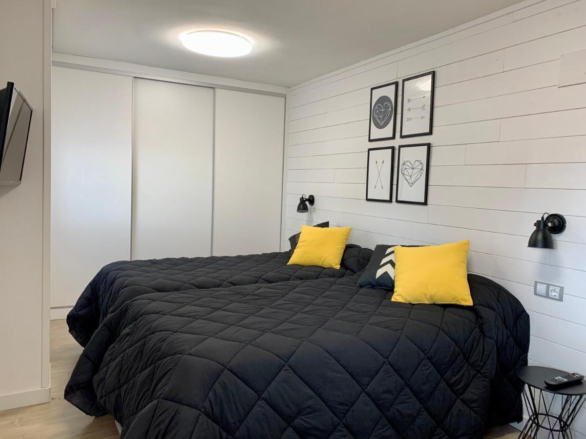 Bpirineos-Benazken Apartment เบนาสเก ภายนอก รูปภาพ