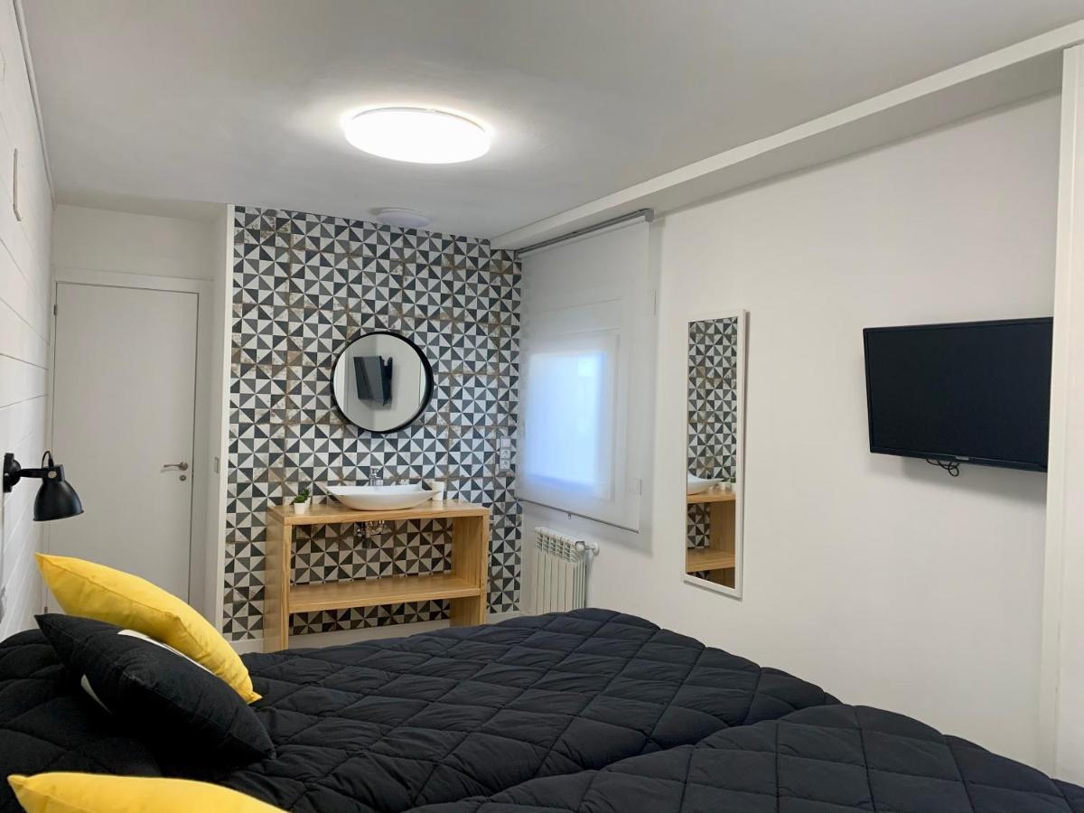 Bpirineos-Benazken Apartment เบนาสเก ภายนอก รูปภาพ